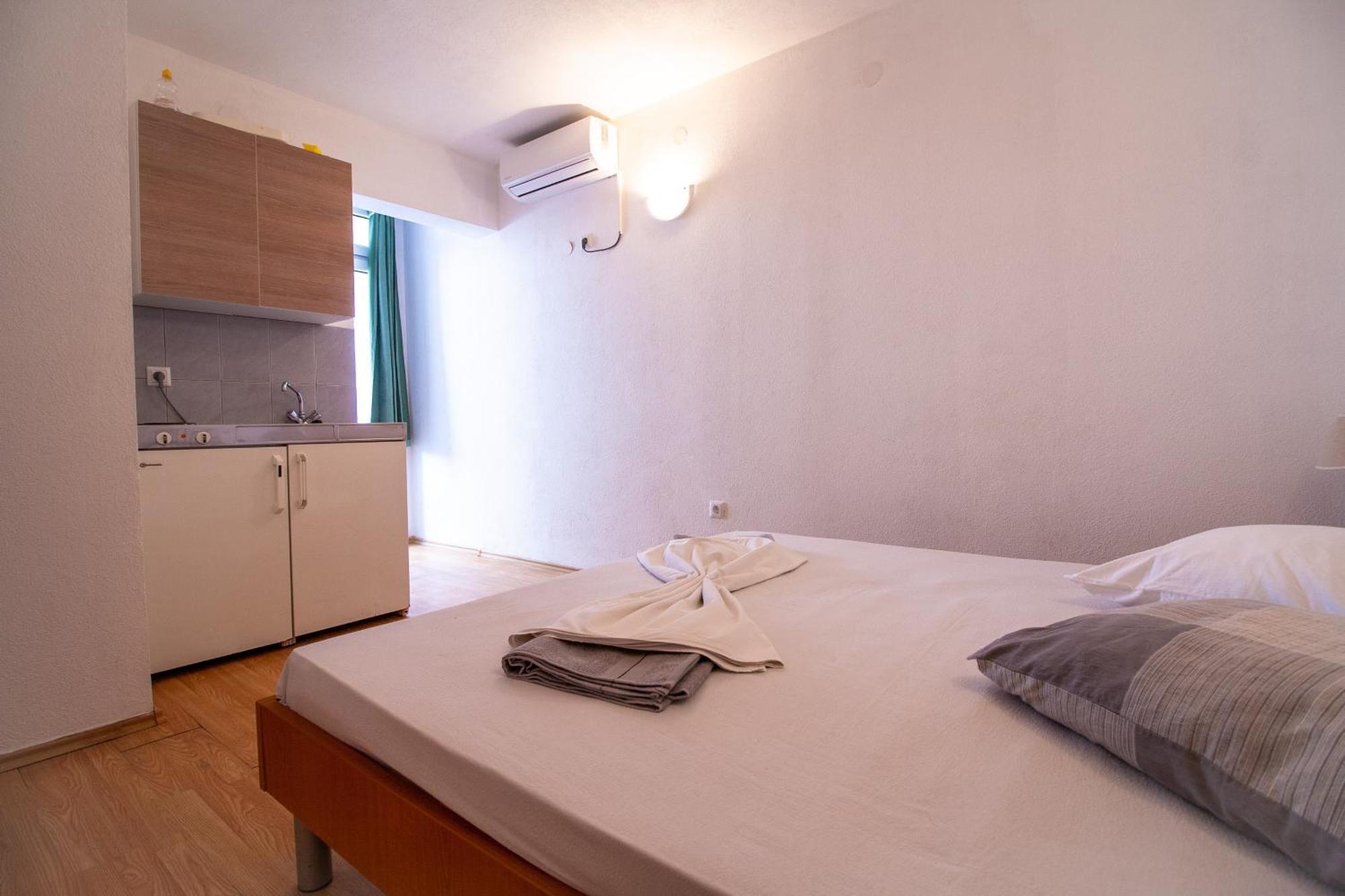 Apartments Laura Neum Rom bilde