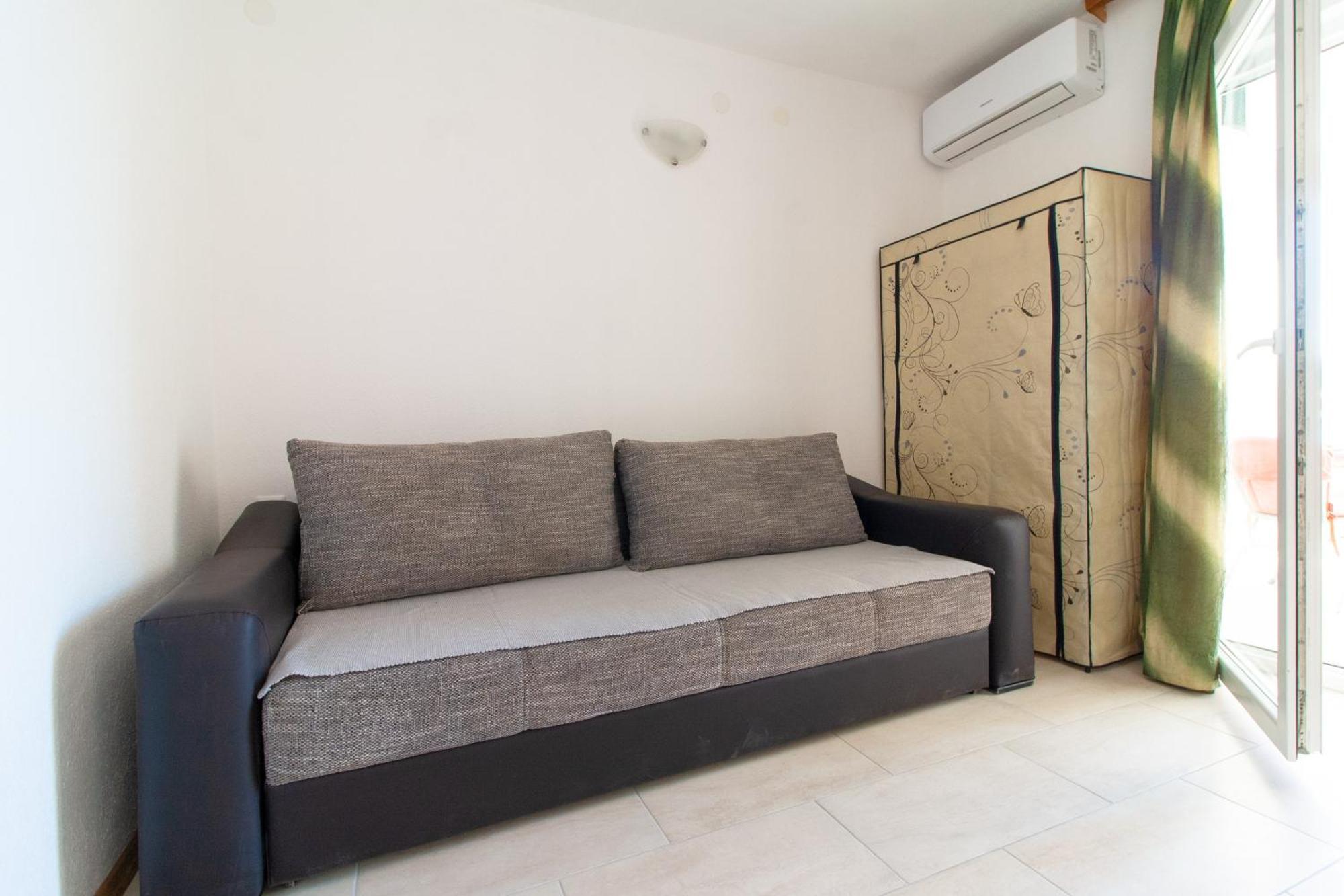 Apartments Laura Neum Rom bilde